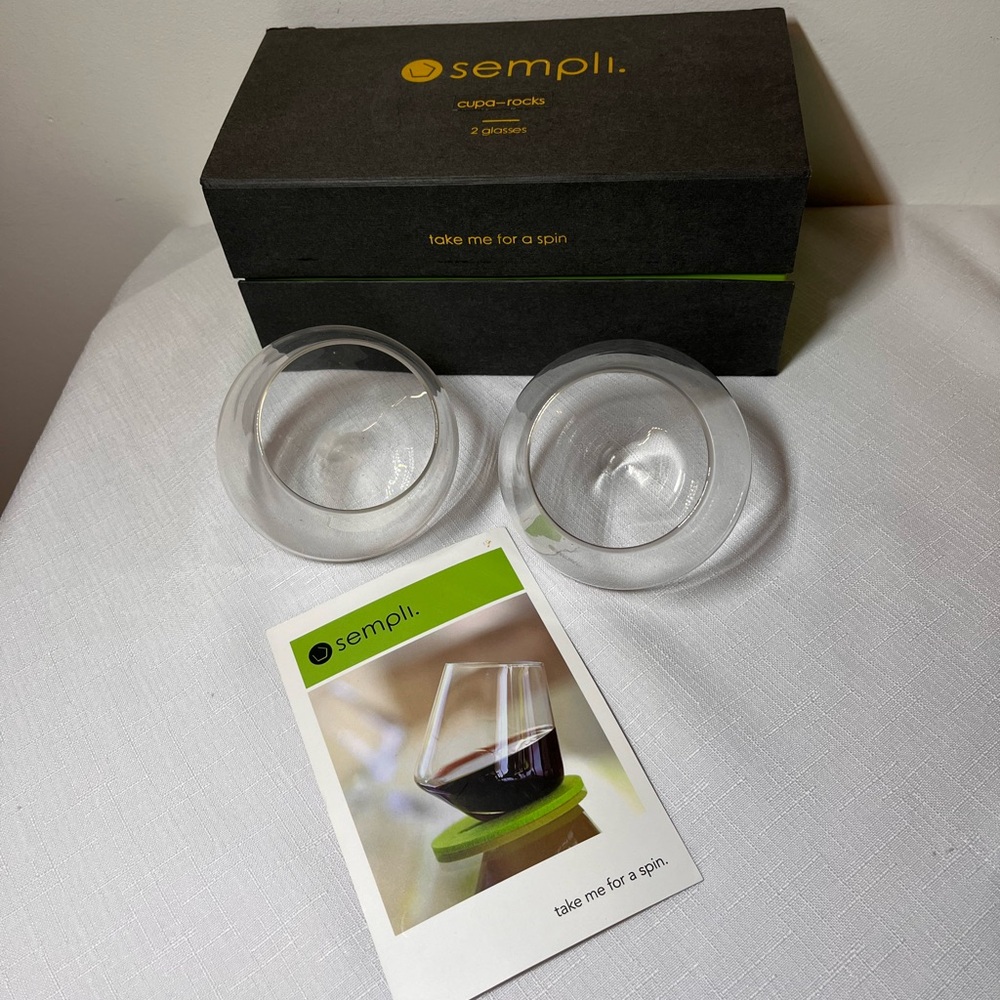 Clear Glass Cupa-Rocks Spinning glasses. Hand blown. The latest craze